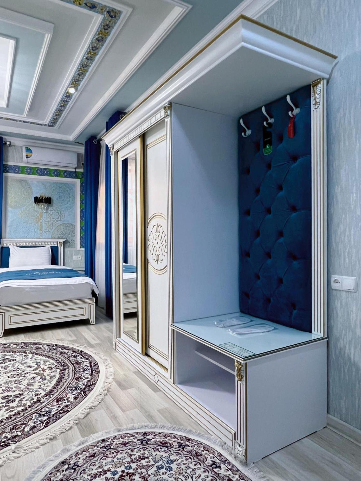 Hotel Diplomat Premium Samarkand Exterior foto